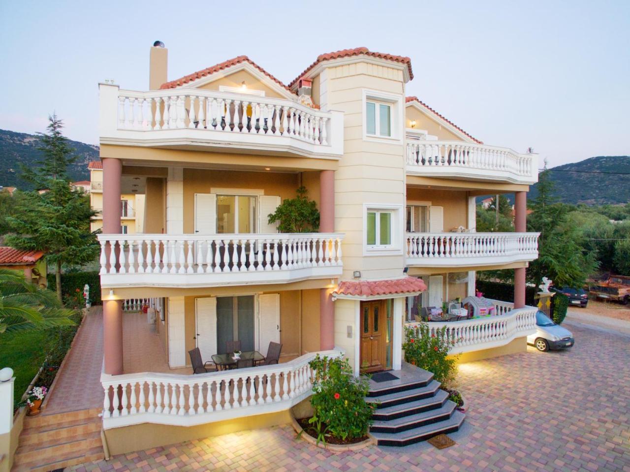 Madalena'S Apartment Razata Экстерьер фото