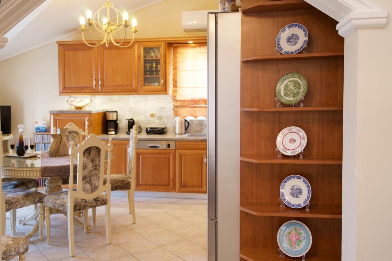 Madalena'S Apartment Razata Экстерьер фото
