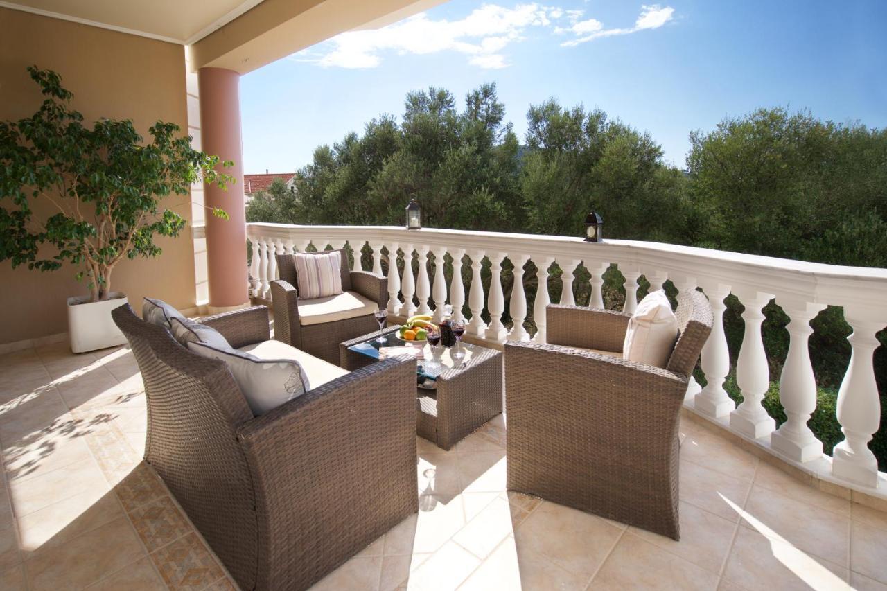 Madalena'S Apartment Razata Экстерьер фото